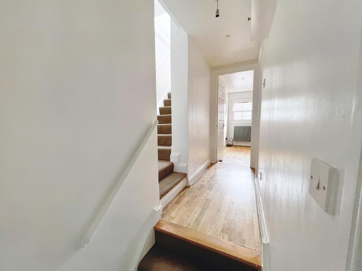Lovely 2-Bedroom Serviced Apartment Greater Λονδίνο Εξωτερικό φωτογραφία